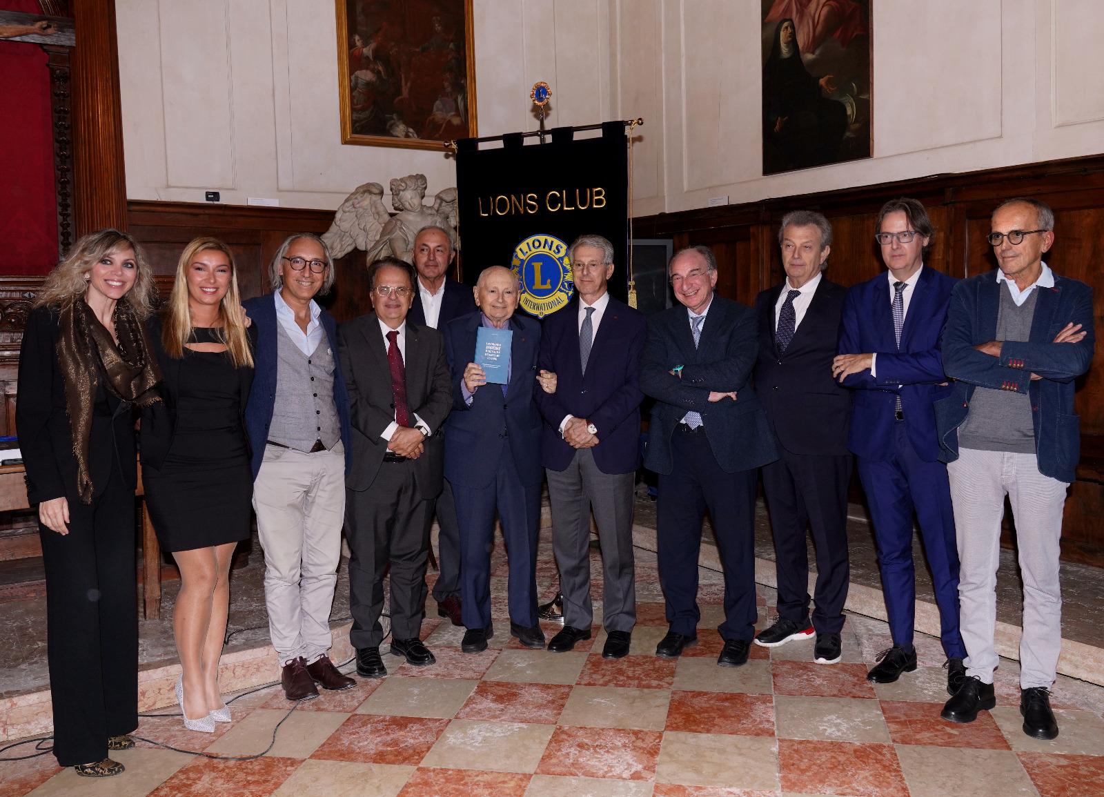 Il Lions omaggia Tesserin