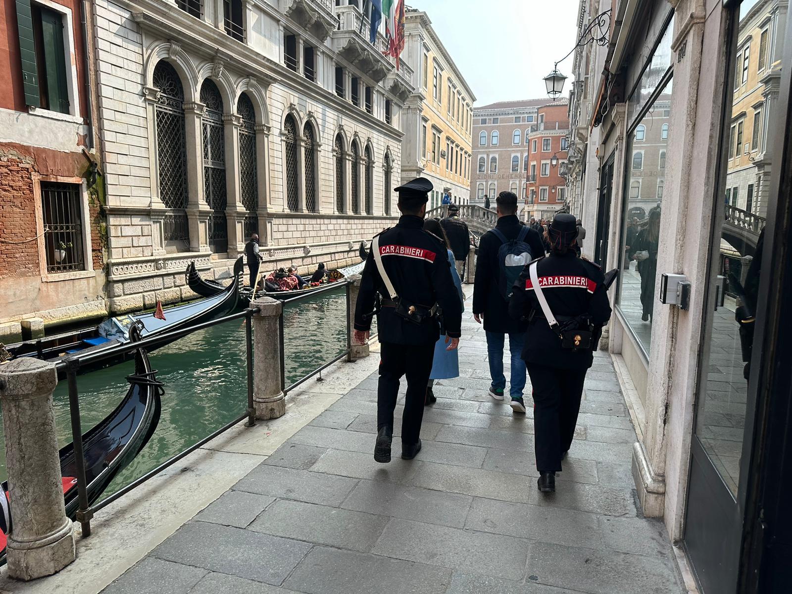 Controlli dei Carabinieri,  denunciati 11 stranieri