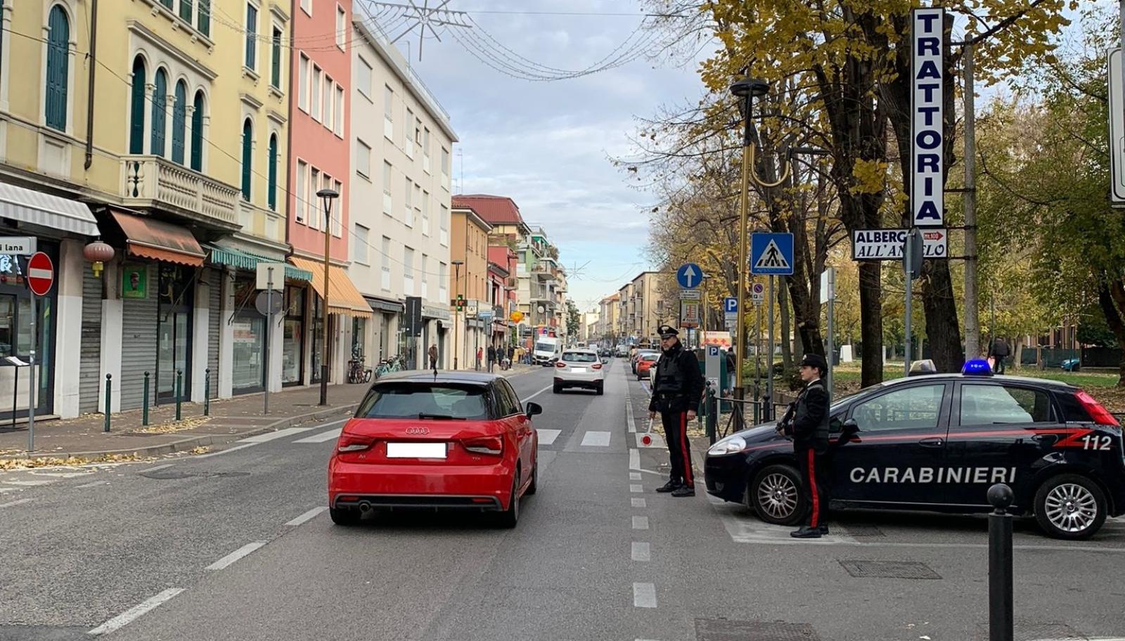 Furti nelle attivit&agrave;, scattano le manette per un 46 enne