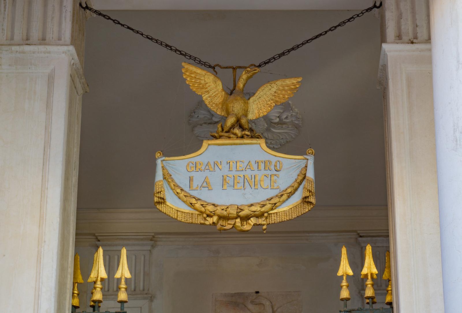 Lavoratori della Fenice in protesta: la lotta per la dignit&agrave; professionale si accende a Venezia