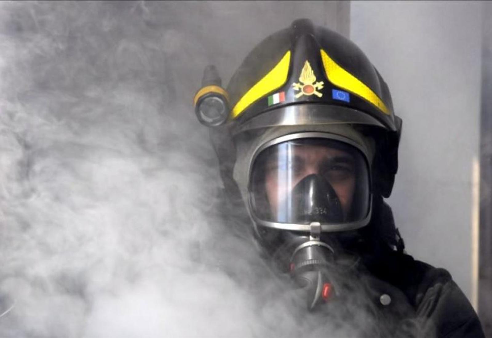 Grave incendio in una abitazione