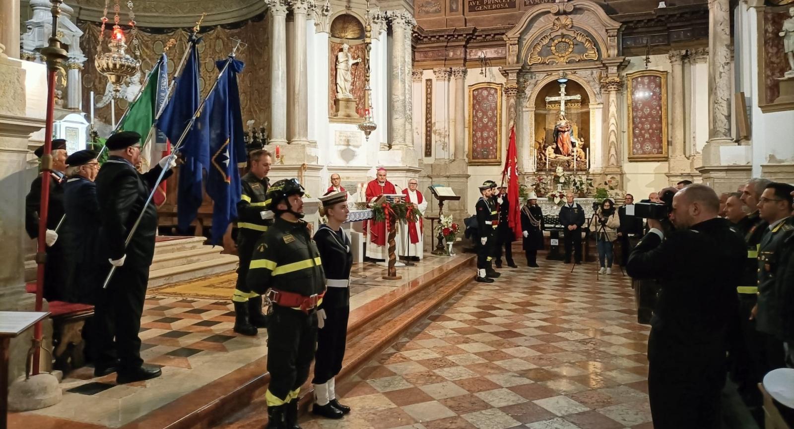 In ricordo di Santa Barbara una messa solenne in citt&agrave;