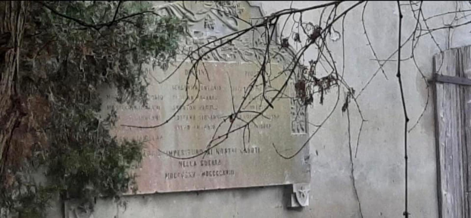 Lapide di Dolfina, interviene la famiglia