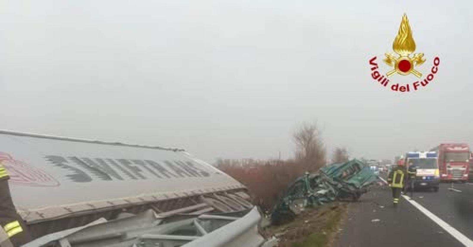 Tragedia sulla A4: muore 26enne