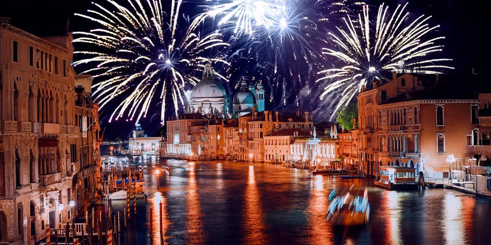 Capodanno 2025 a Venezia e Mestre: tra Fuochi d'Artificio e Musica Rock, un Benvenuto al Nuovo Anno