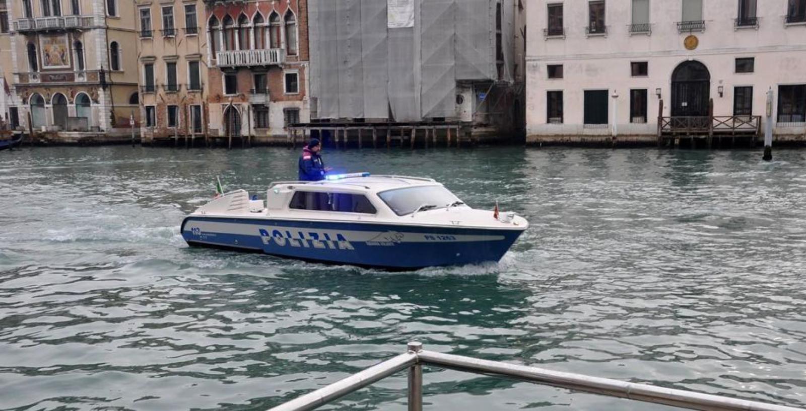 Operazione Anticrimine a Venezia: Polizia in azione contro la criminalit&agrave; e il degrado urbano
