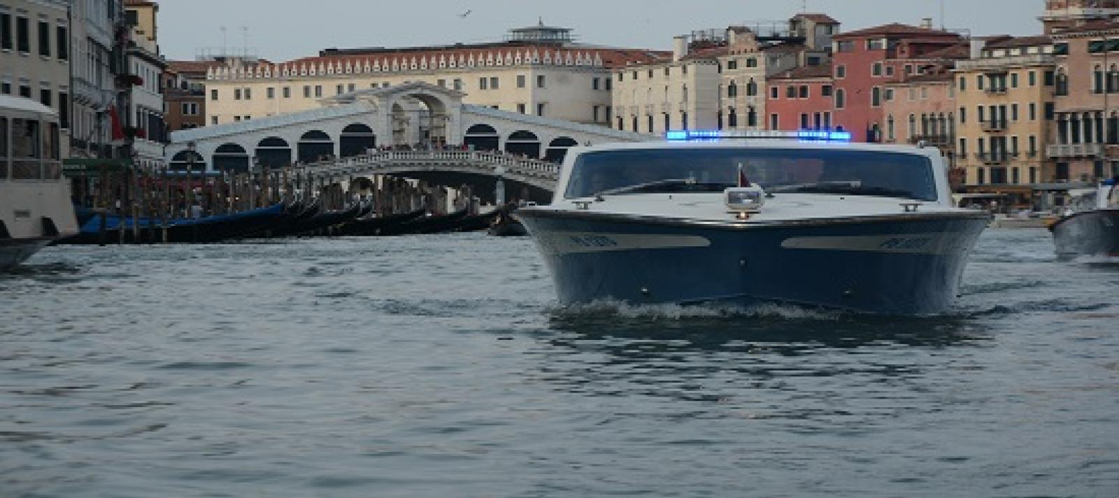 Lotta ai borseggi fermate due donne 