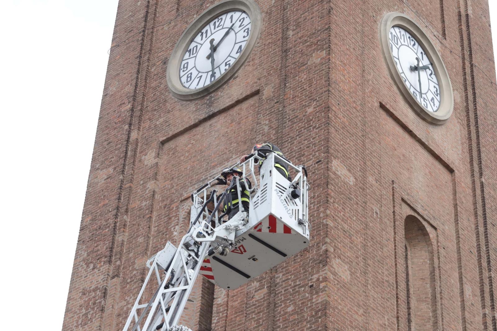 Torre campanaria, affidati i lavori