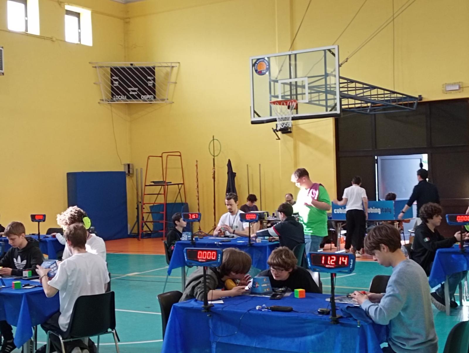 Cubo di Rubik, secondi di magia