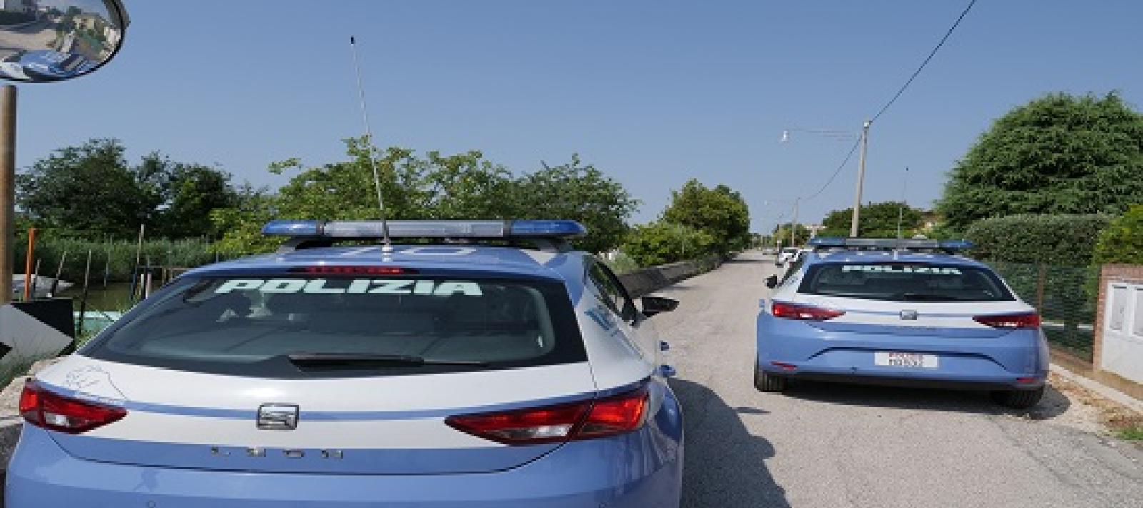 Atti persecutori a sfondo omofobo: tre indagati