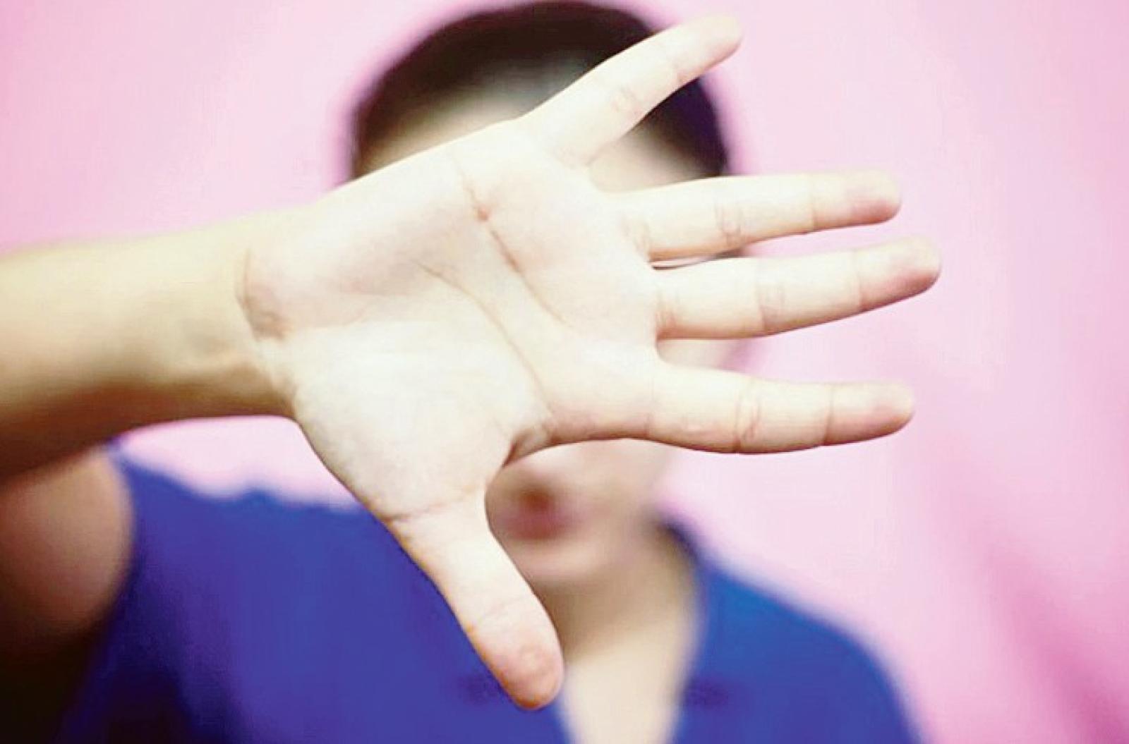 16enne aggredito finisce in ospedale