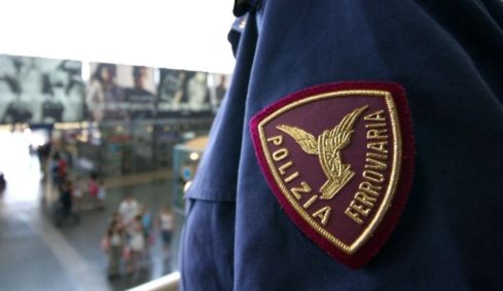 Venezia, stretta della Polizia contro borseggi e facchinaggio abusivo