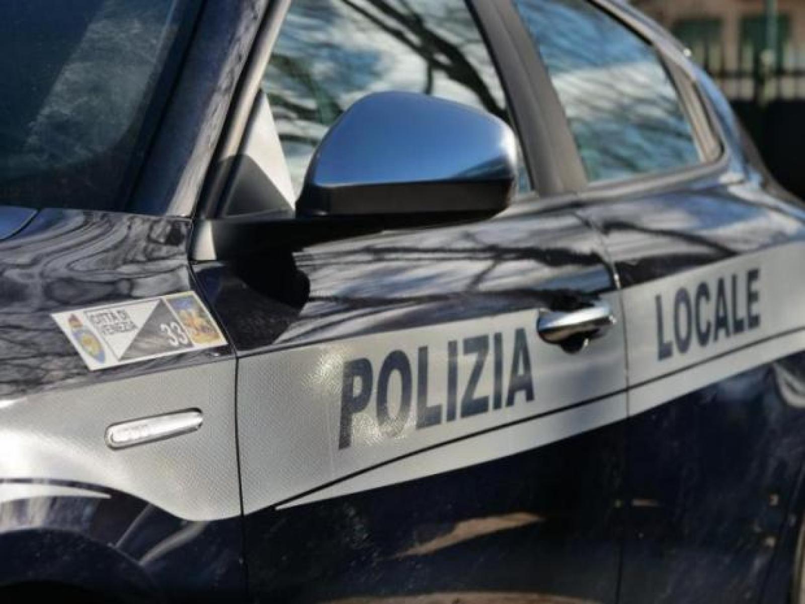 Controlli antidroga della Polizia Locale al Lido e a Mestre: Sequestri e denunce