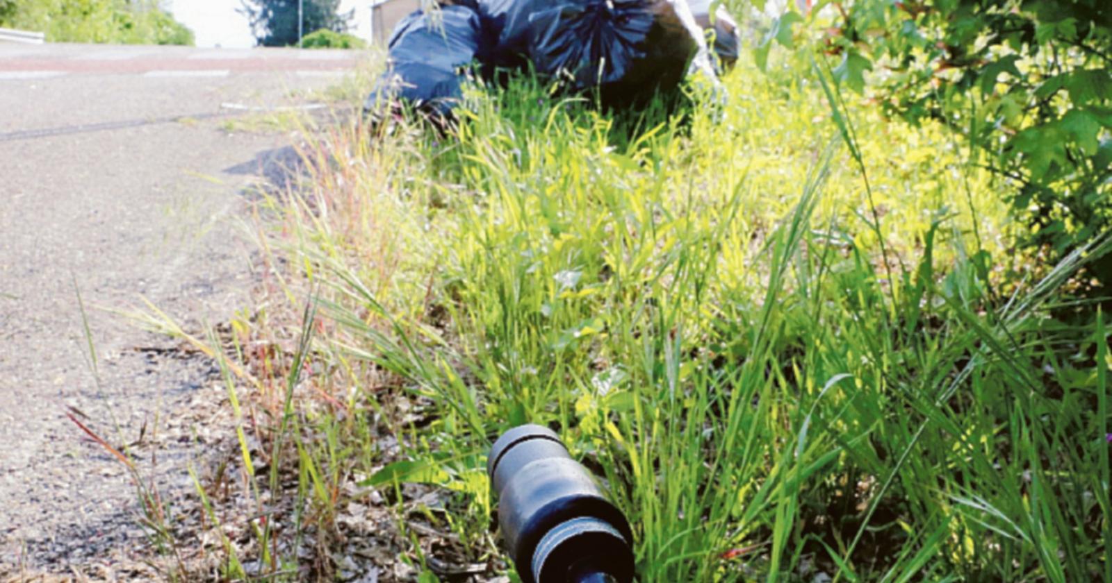 Rifiuti, multa con la fototrappola