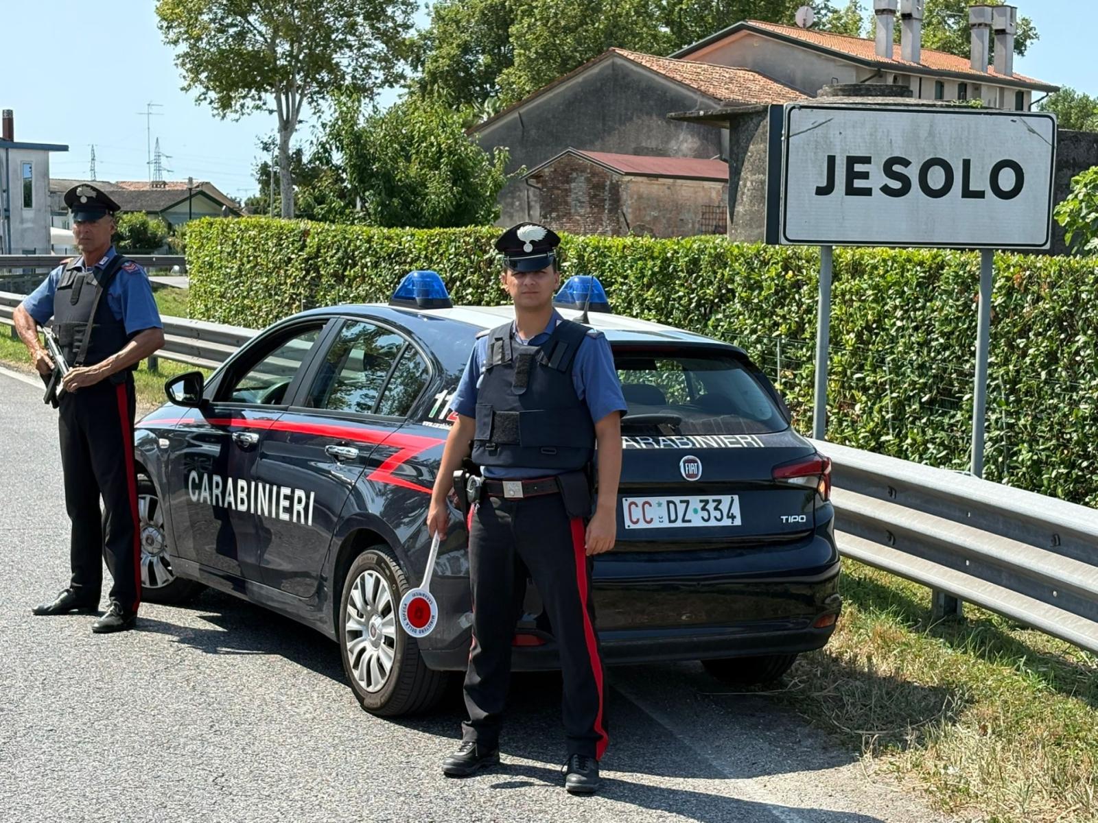 Aggredisce la compagna: arrestato un 51enne
