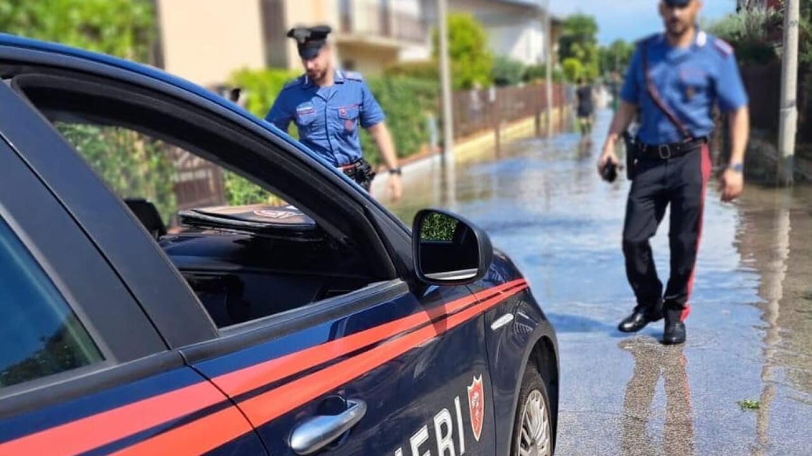 Case sommerse e strade come fiumi, soccorsi anziani e disabili
