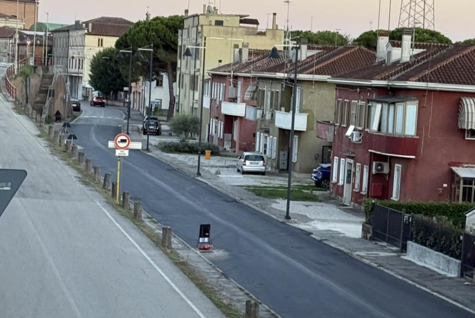 Asfalti, continuano i lavori