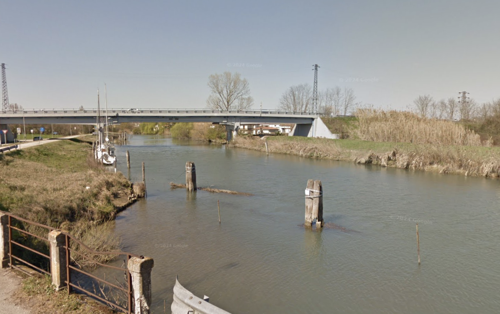 Schianto in laguna nord, quattro feriti