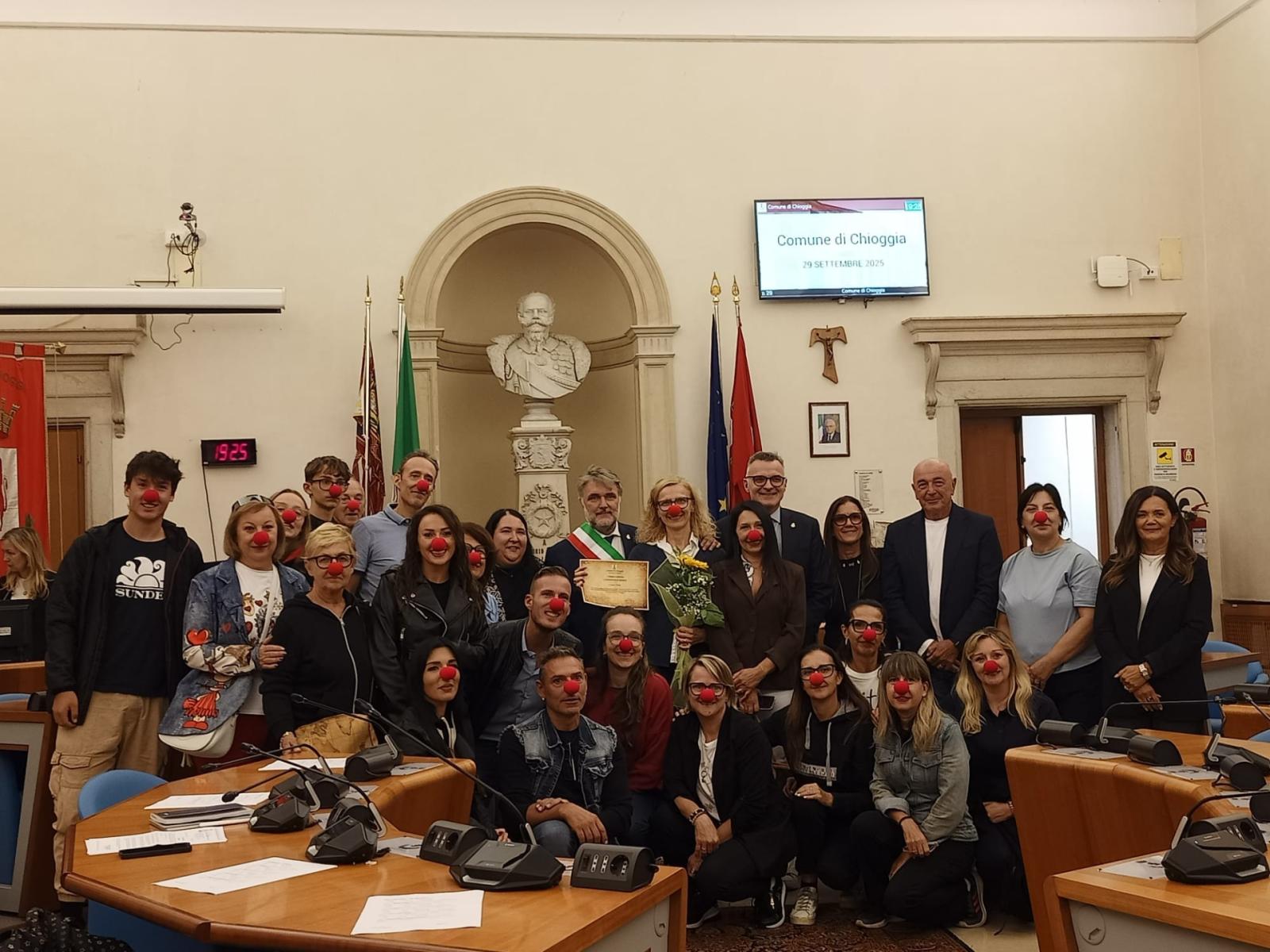 Dieci anni di impegno e sorrisi 