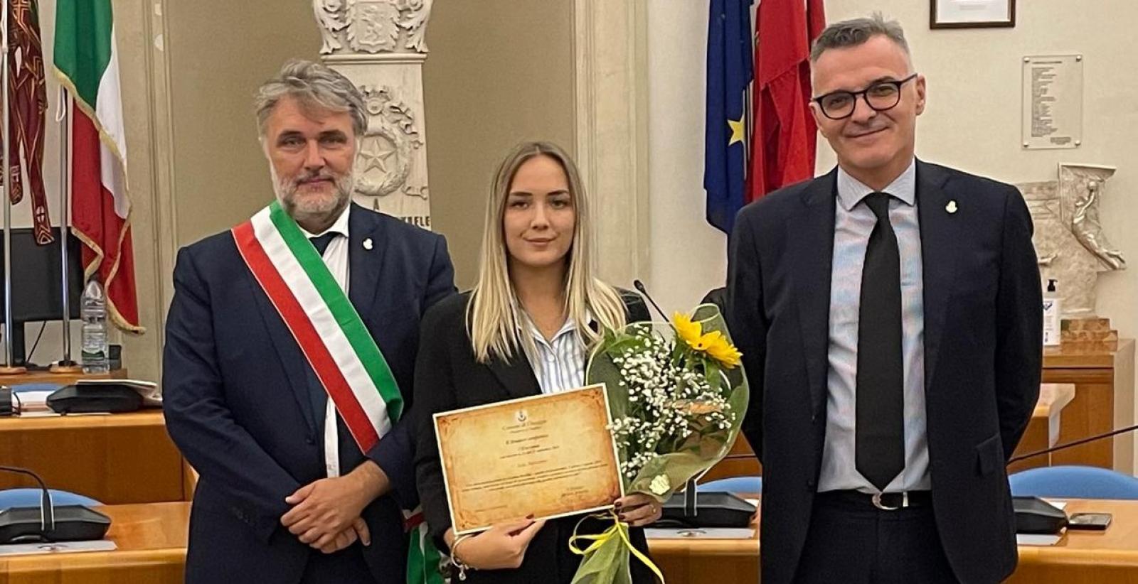 Salva una persona dopo l&rsquo;incidente: premiata la giovane Asia Salvagno