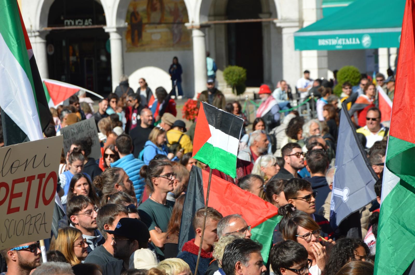 Palestina, Munari propone manifestazione &ldquo;a due bandiere&rdquo;. Spi Cgil dice no 