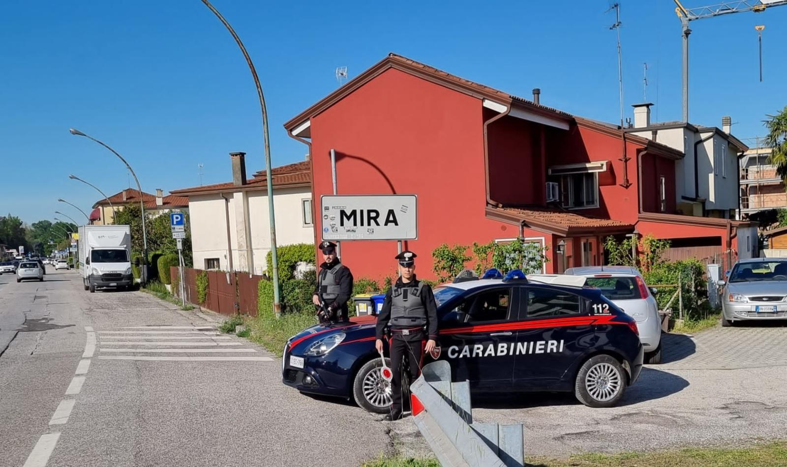 apina e furto aggravato: 43enne arrestato dai Carabinieri