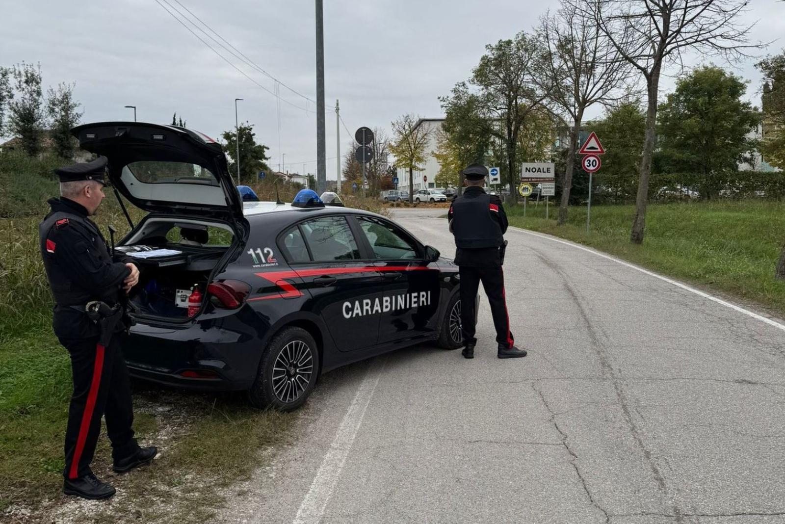 Maltrattamenti in famiglia, 42enne ai domiciliari