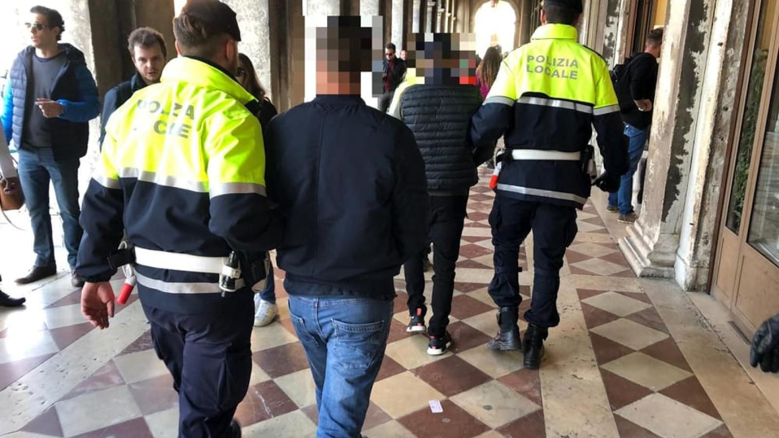 Venezia, i borseggiatori &ldquo;storici&rdquo; tornano in azione