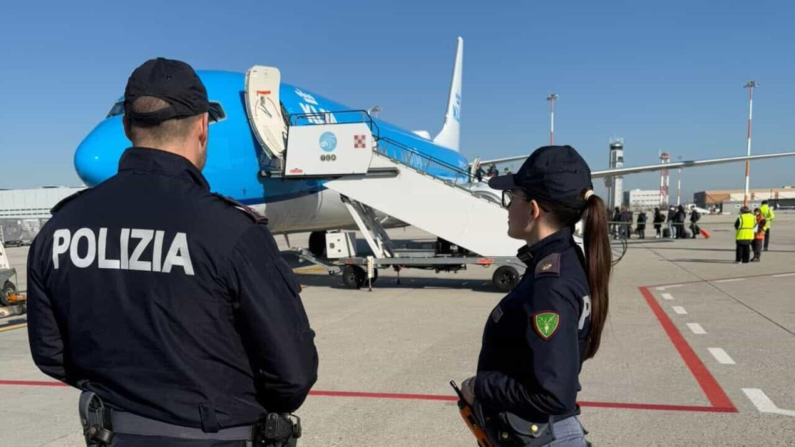 Dai controlli riemerge l&rsquo;ordine di carcerazione: arrestato passeggero 