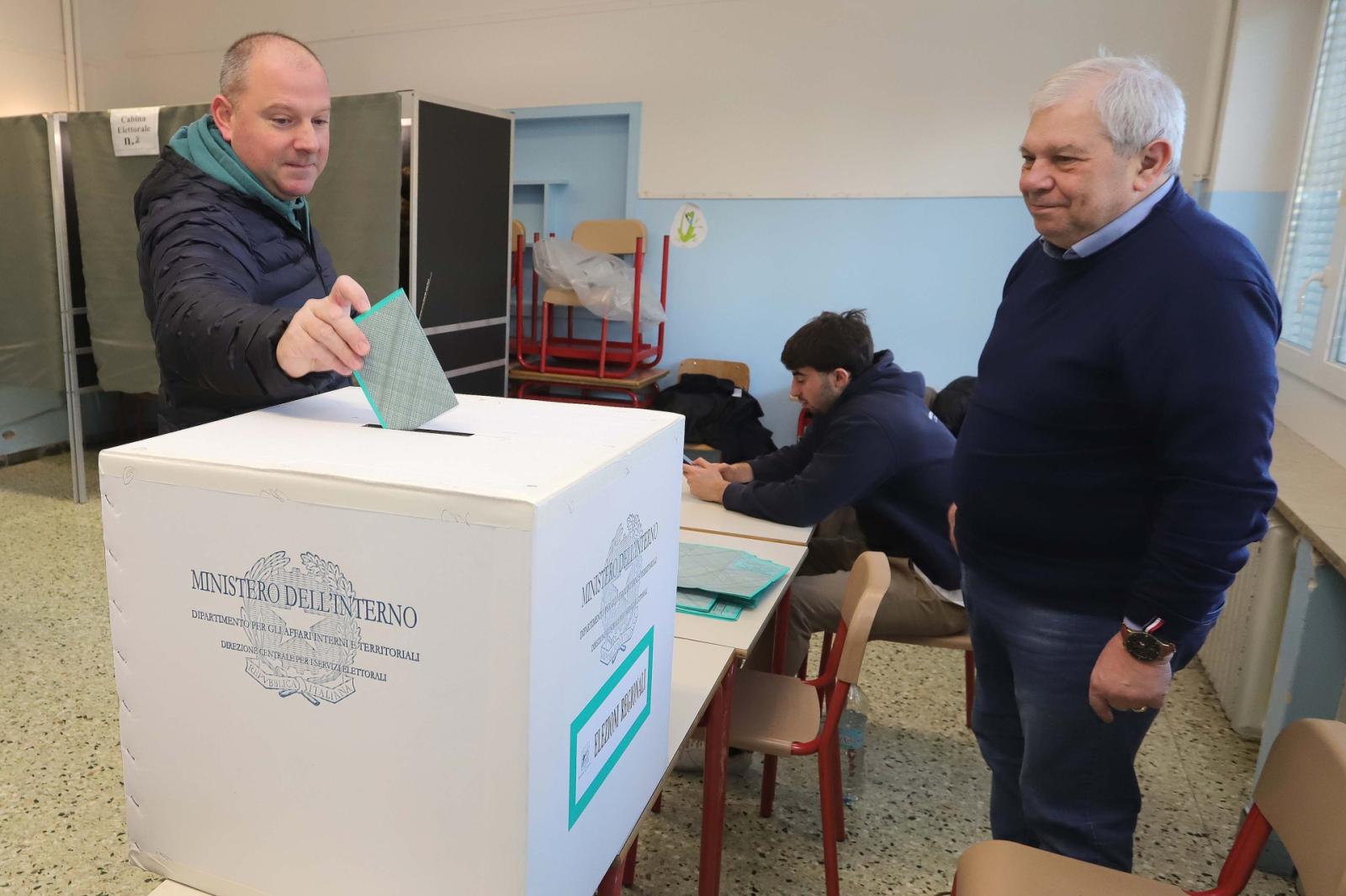 Un terzo dei veneziani (e dei veneti) ha votato