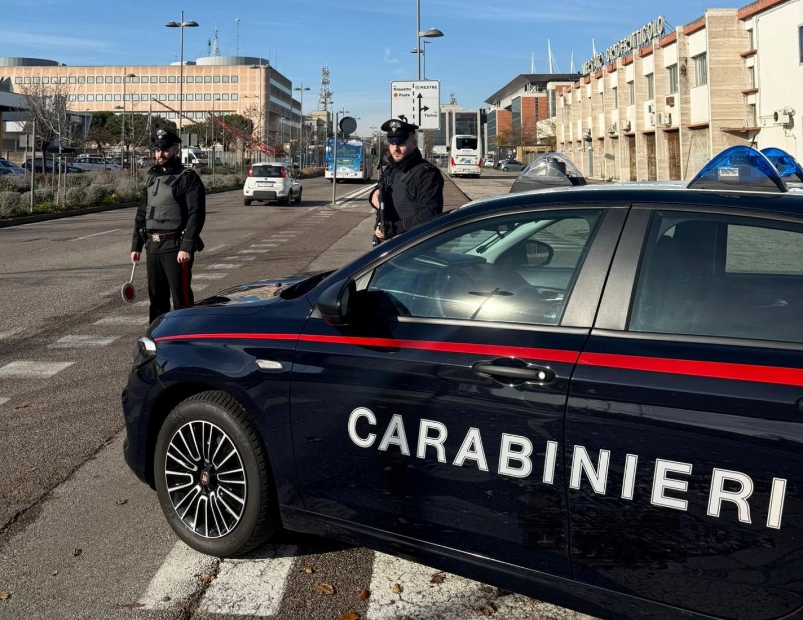 Rapina aggravata e porto d&rsquo;armi: arrestato 61enne 