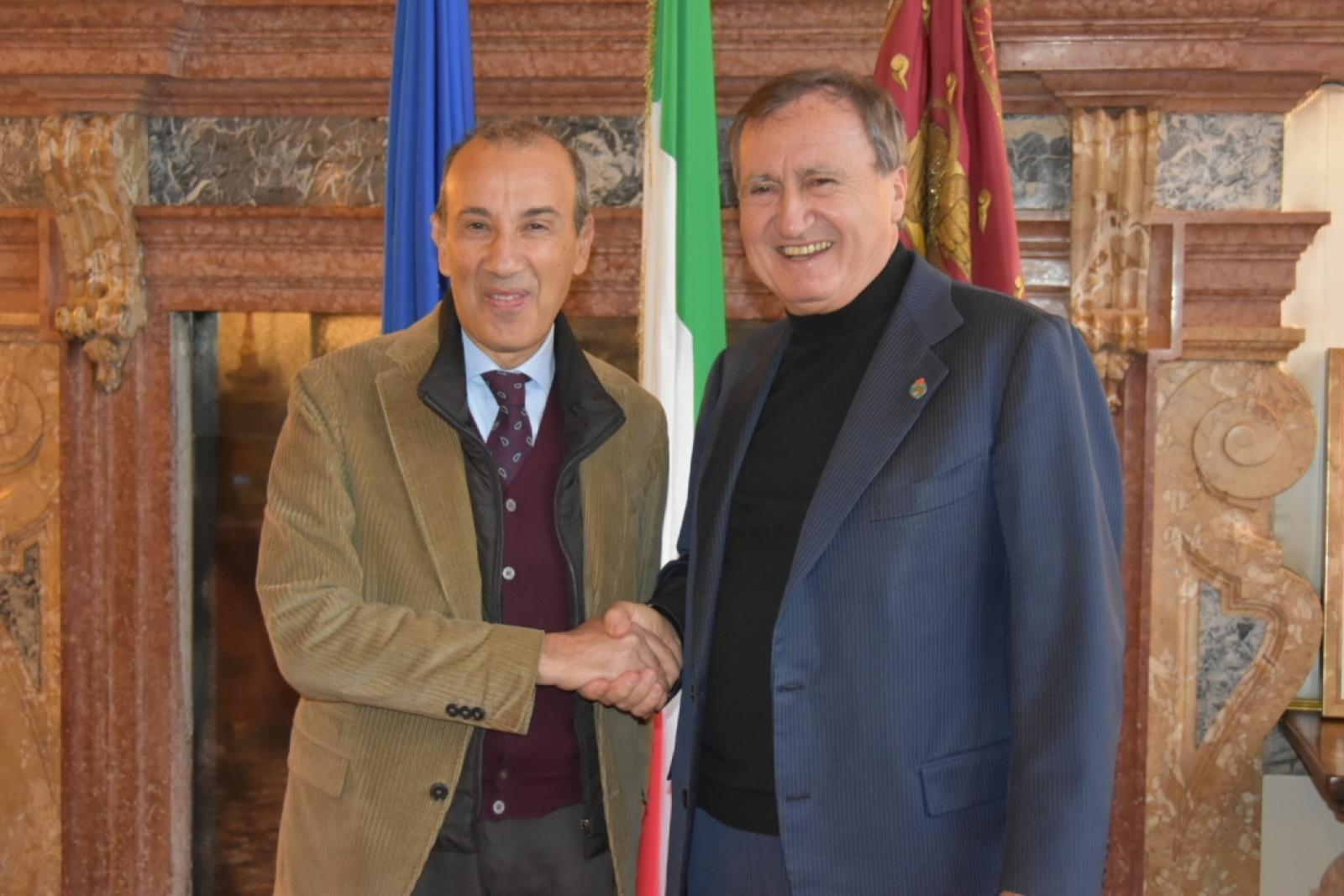 Venezia, il sindaco Brugnaro riceve il questore Bonaccorso