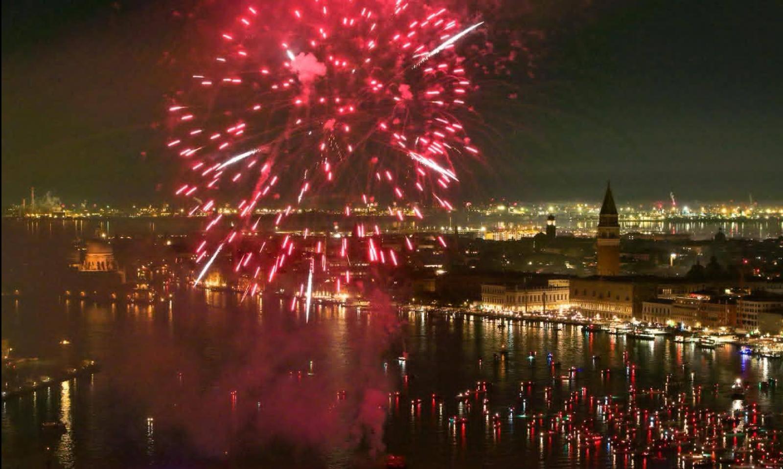 Capodanno 2026 a Venezia e Mestre: trasporti e servizi pubblici in piena attivit&agrave;v