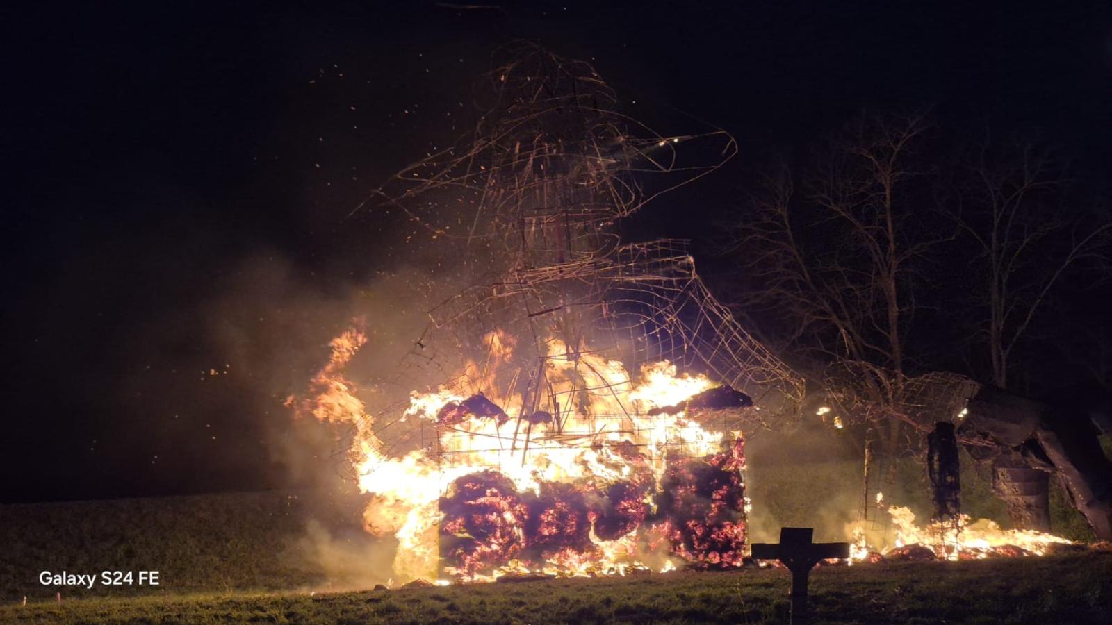 Brusa la Vecia e riunisce la comunit&agrave;