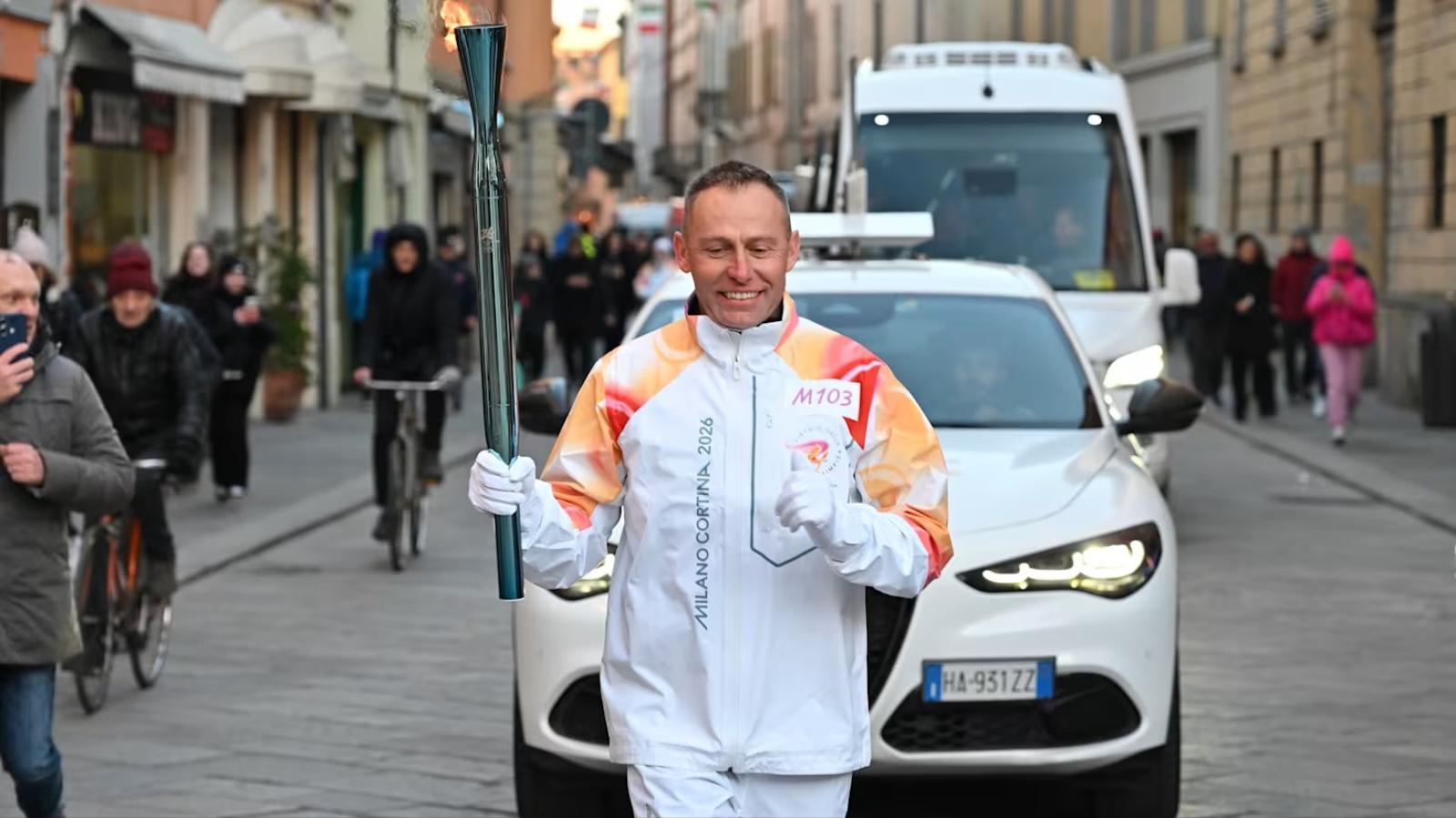 La fiamma olimpica arriva in citt&agrave;