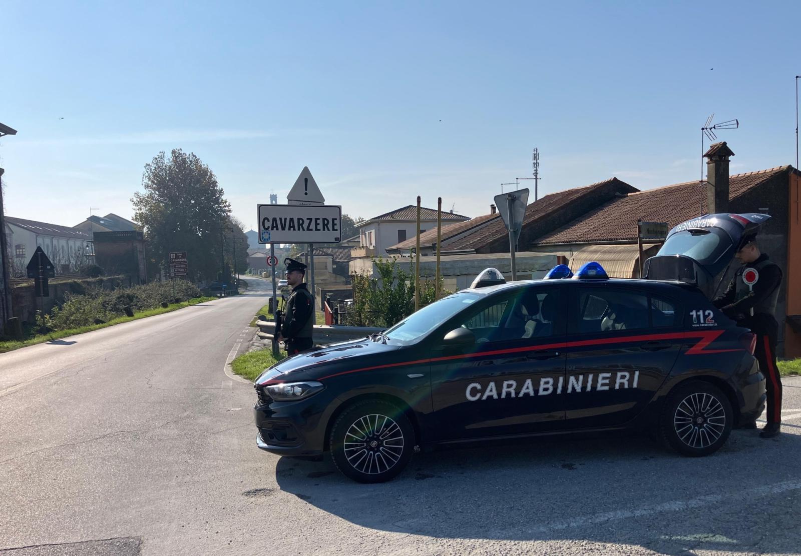 Maltrattamenti ai genitori, 41enne allontanato da casa