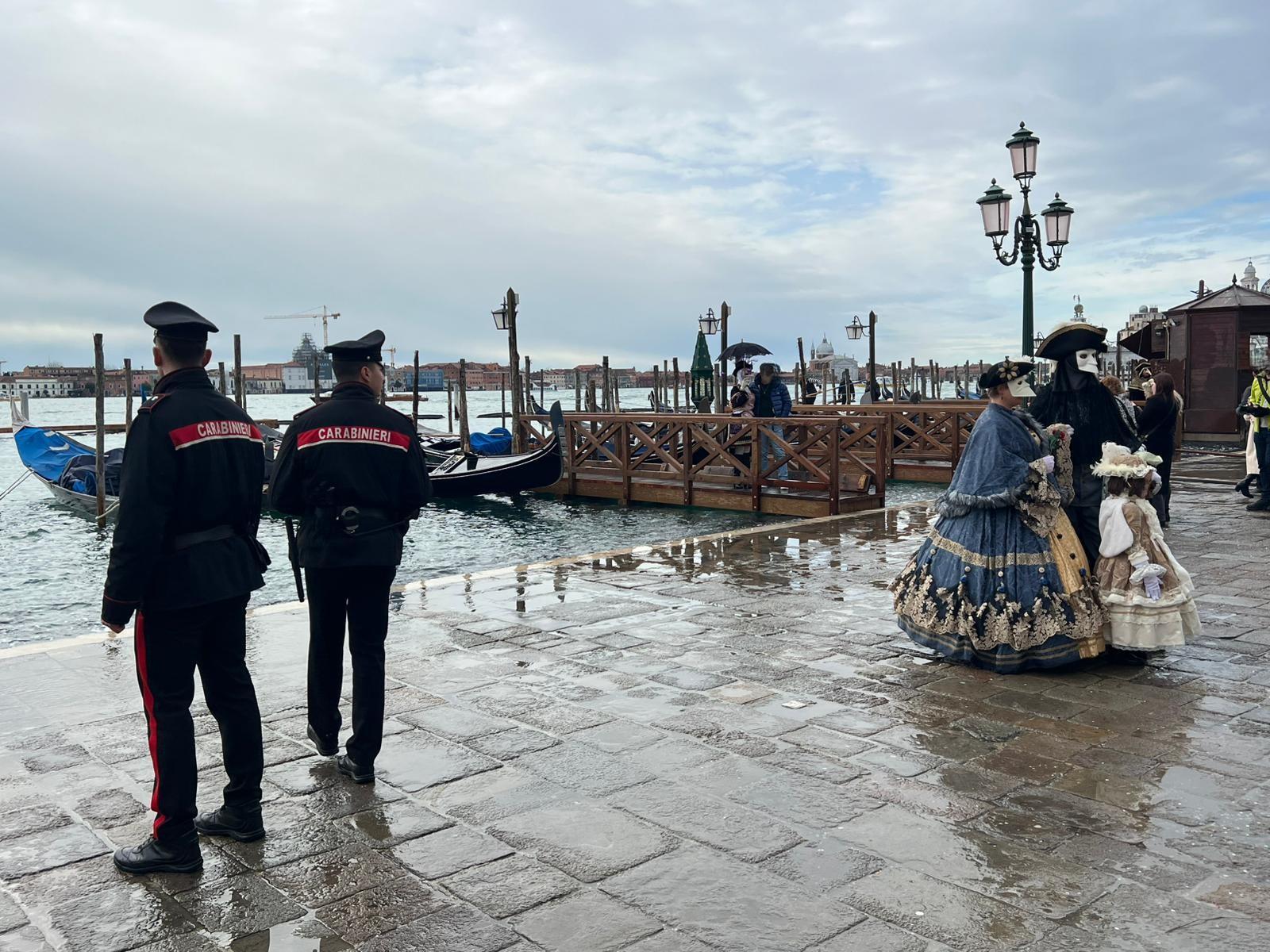Controlli di Carnevale:  tre deferimenti e quattro segnalazioni per droga