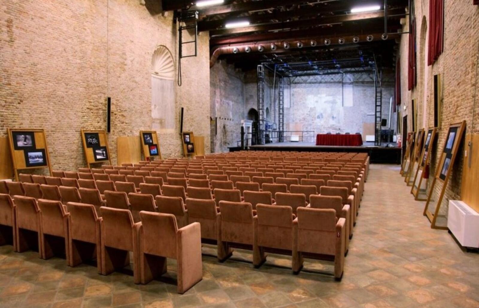 Parola e musica si intrecciano