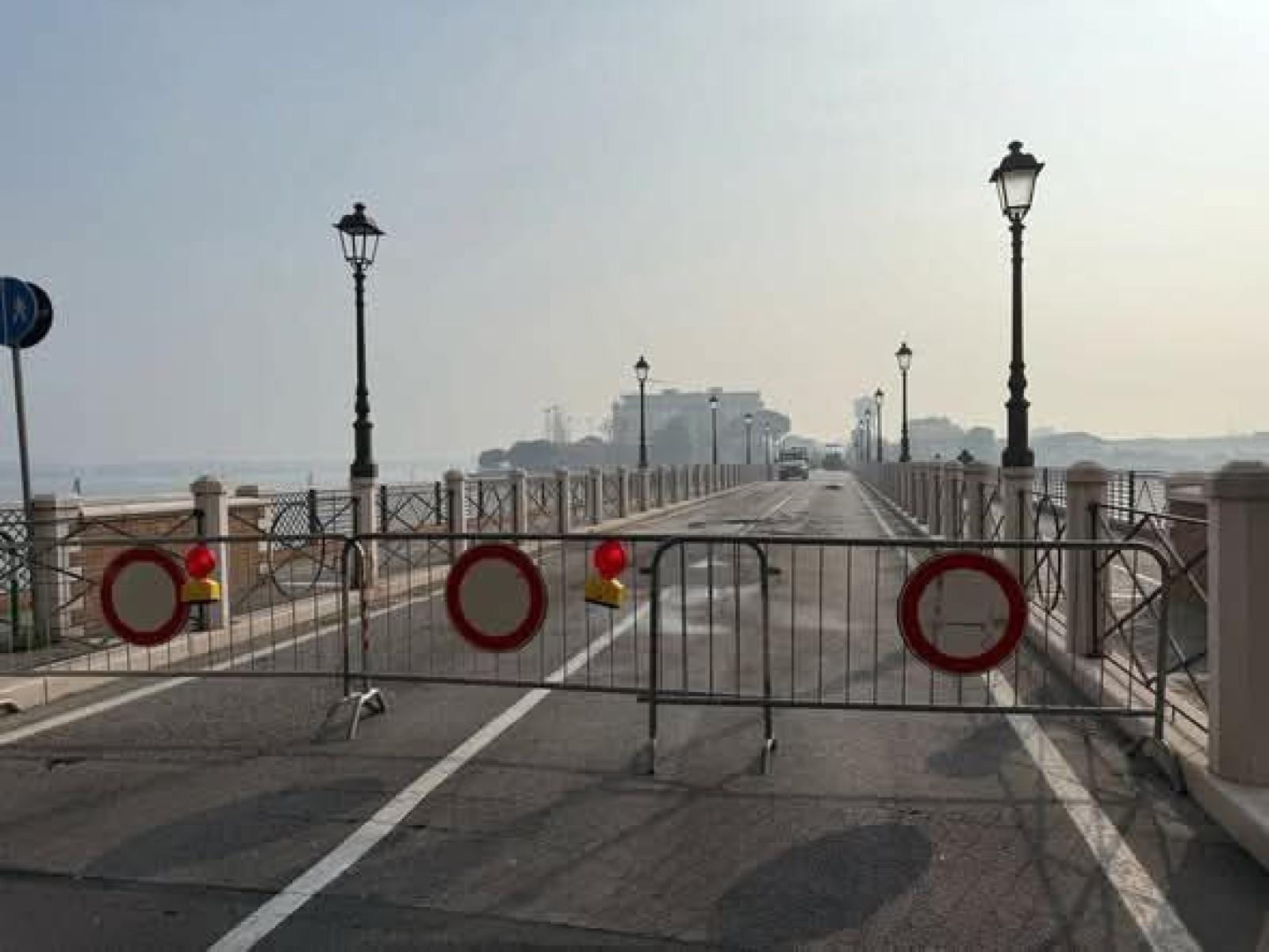 Ponte Cavanis, cambiano i bus
