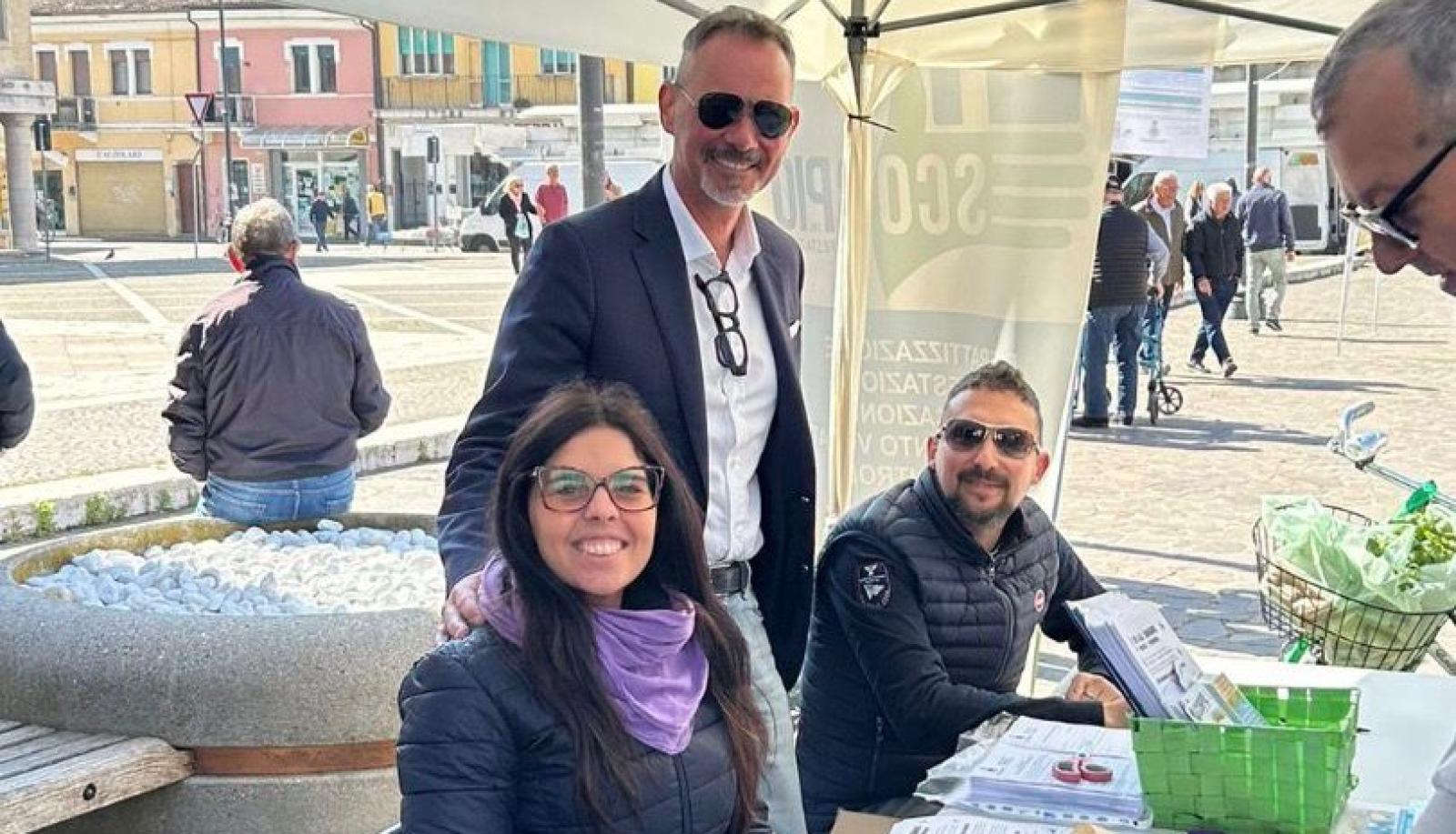 Zanzare, 300 rispondono all&rsquo;appello