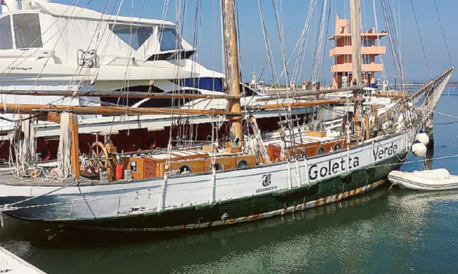 Goletta Verde di Legambiente attracca al porto