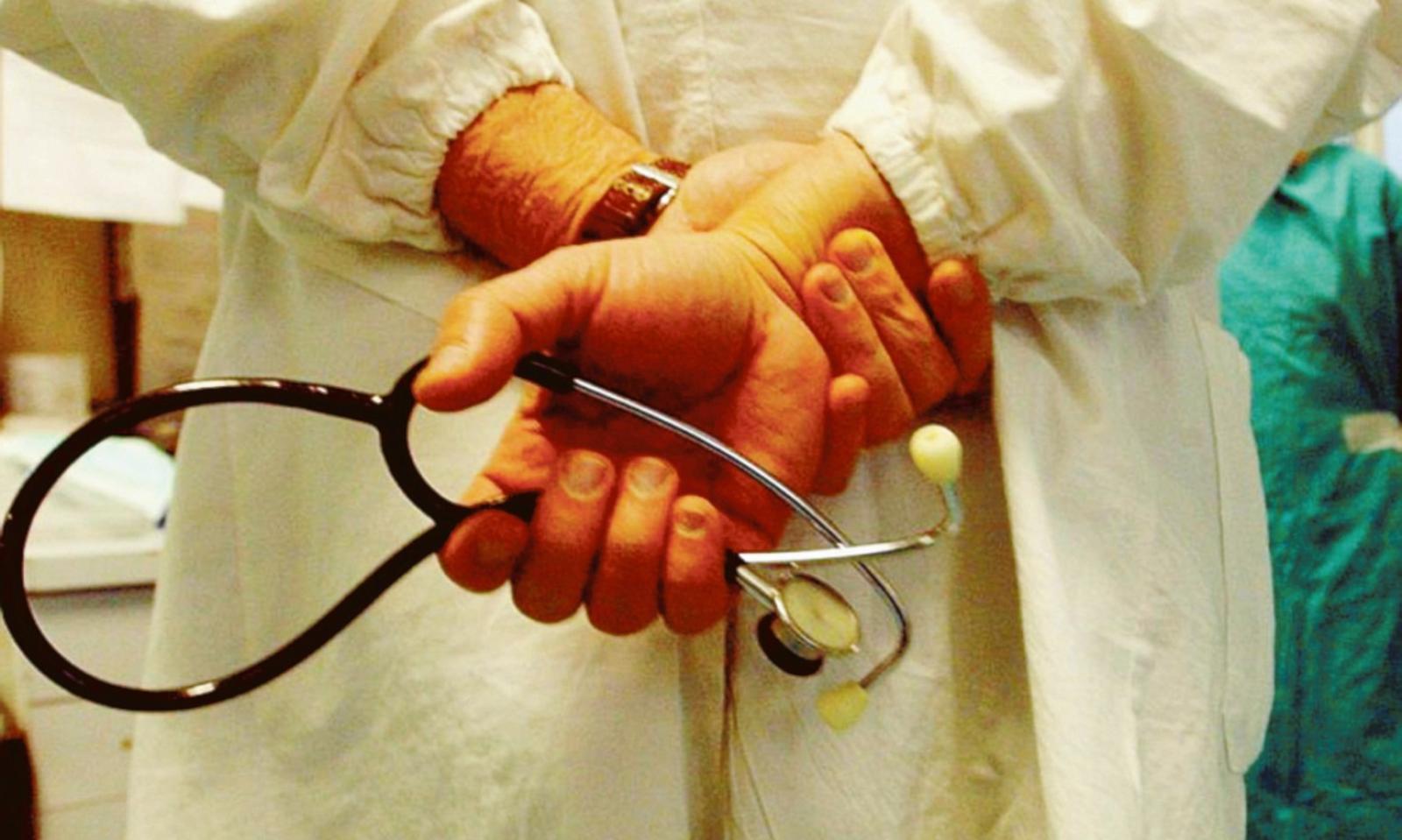 Irccs San Camillo,  lavoratori in stato di agitazione