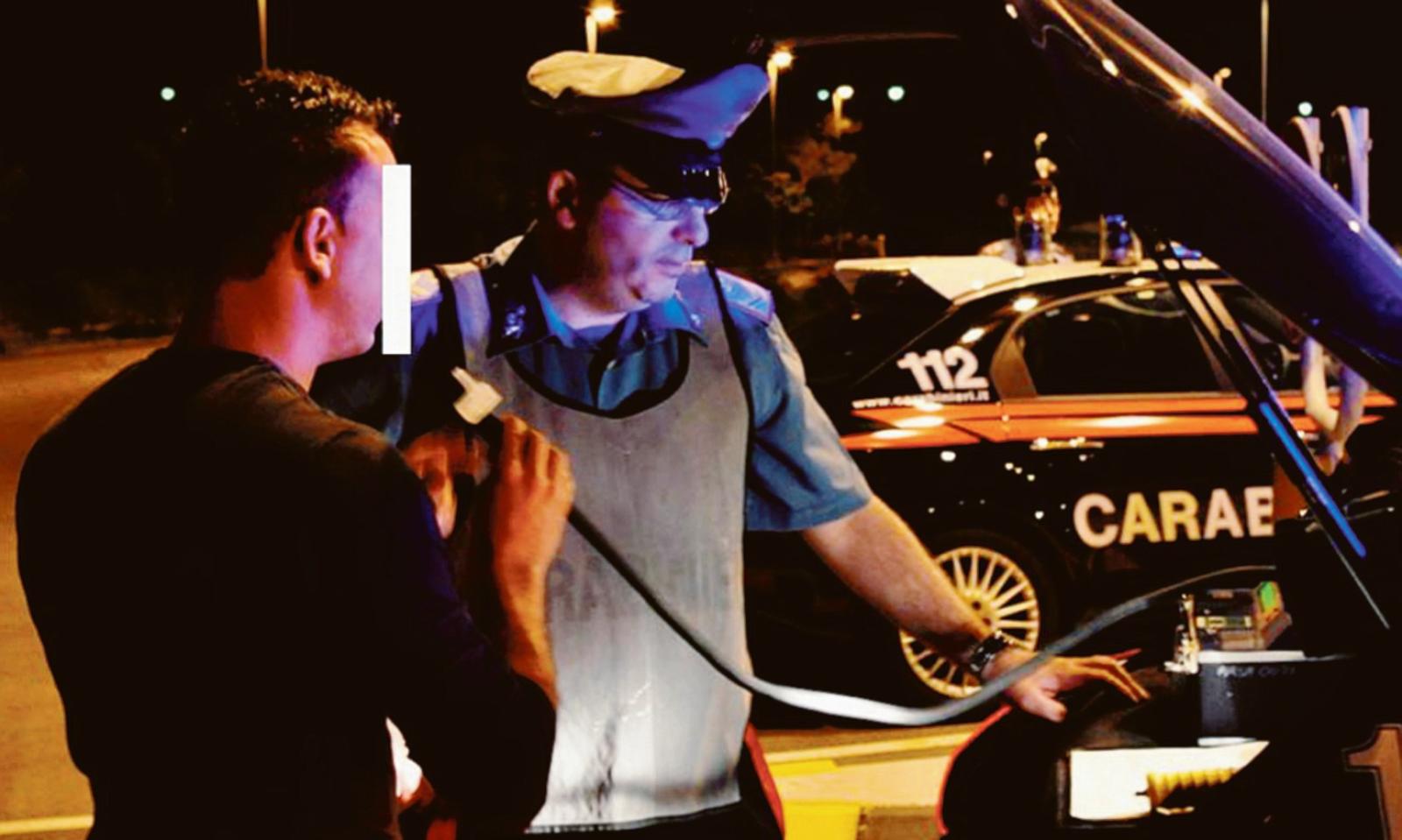 50enne ubriaco al volante: denunciato