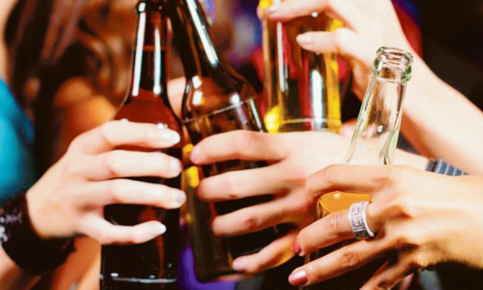 Alcol ai minori, multa a due locali