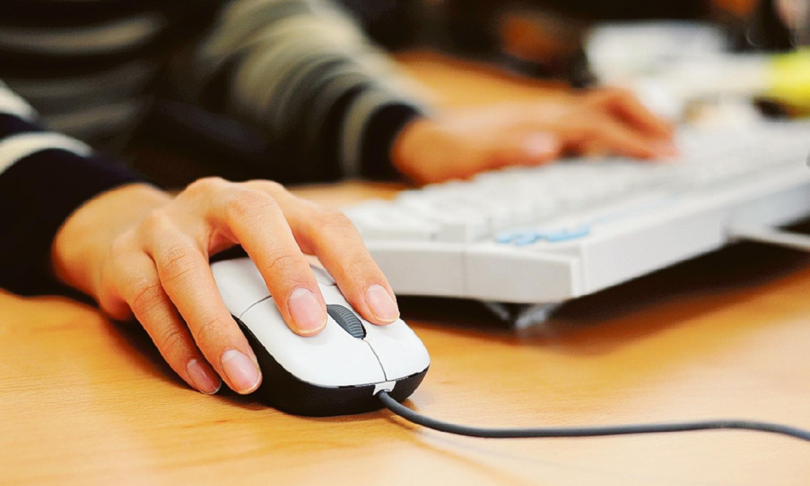 Siti porno, da novembre parte la verifica dell'et&agrave;