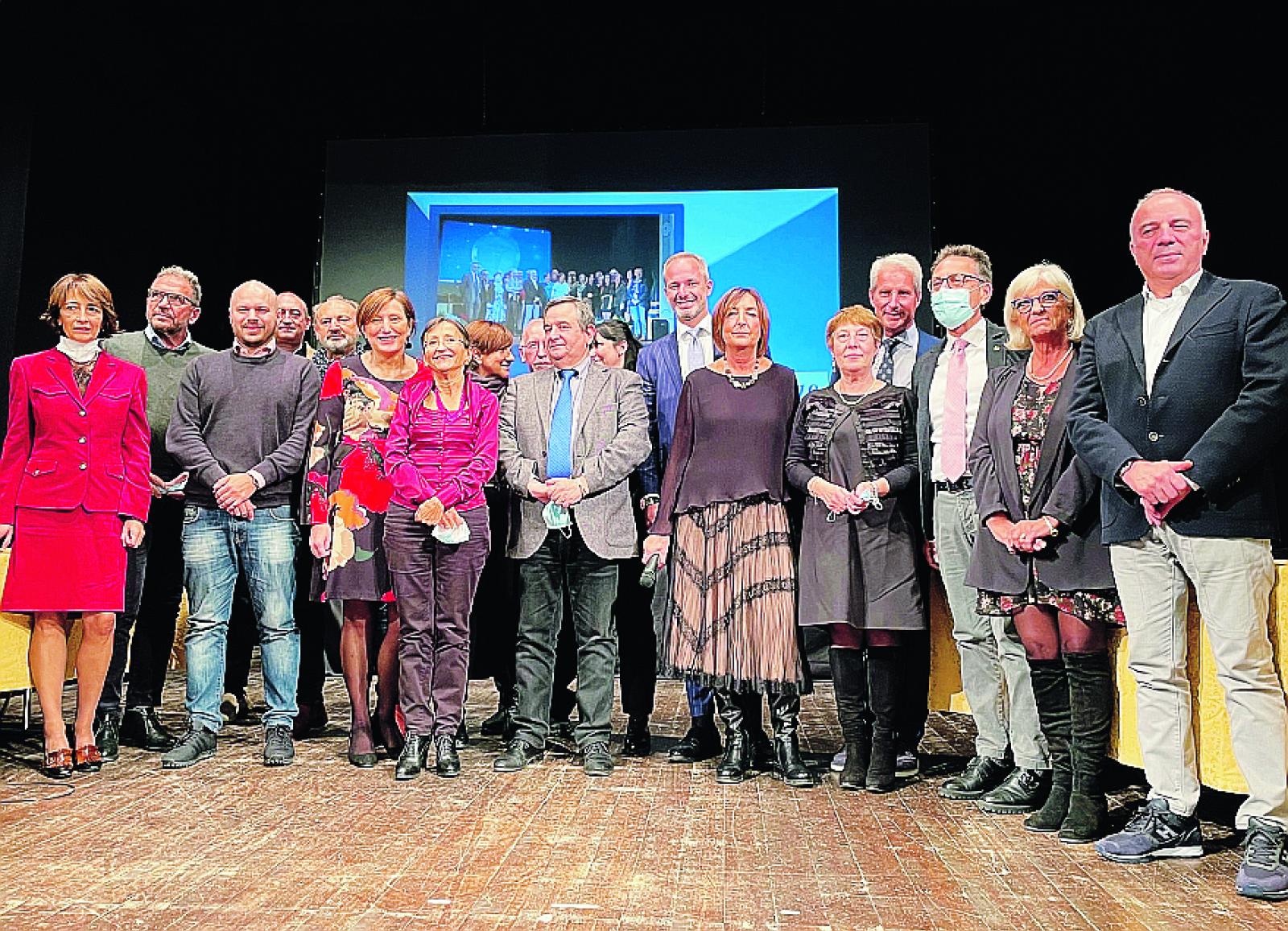 Il muro dei dottori contro il Covid