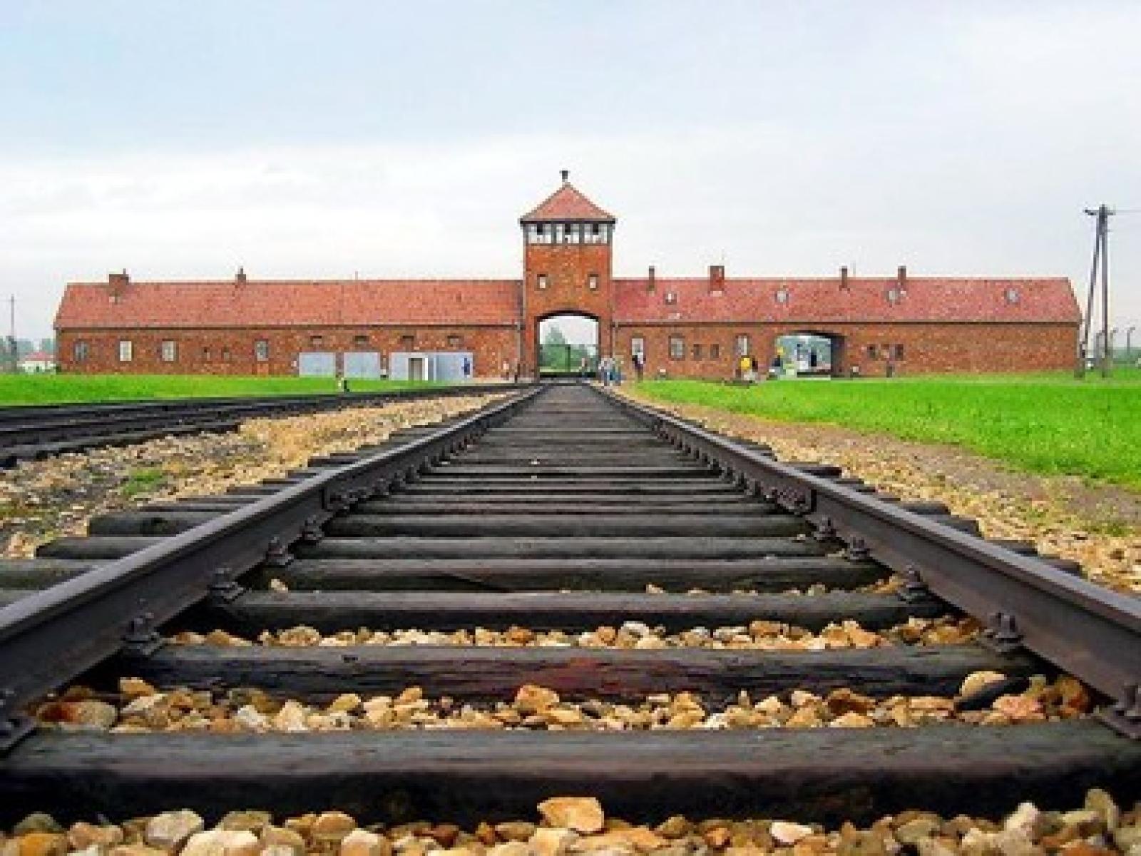 Un reading per ricordare la Shoah