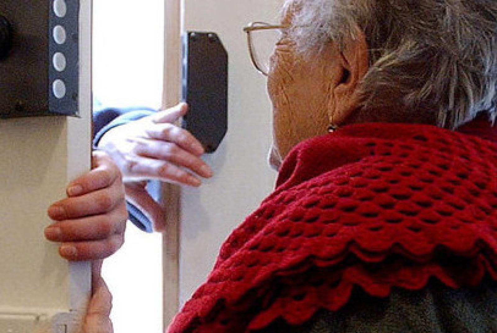 Famiglie nel mirino delle truffe