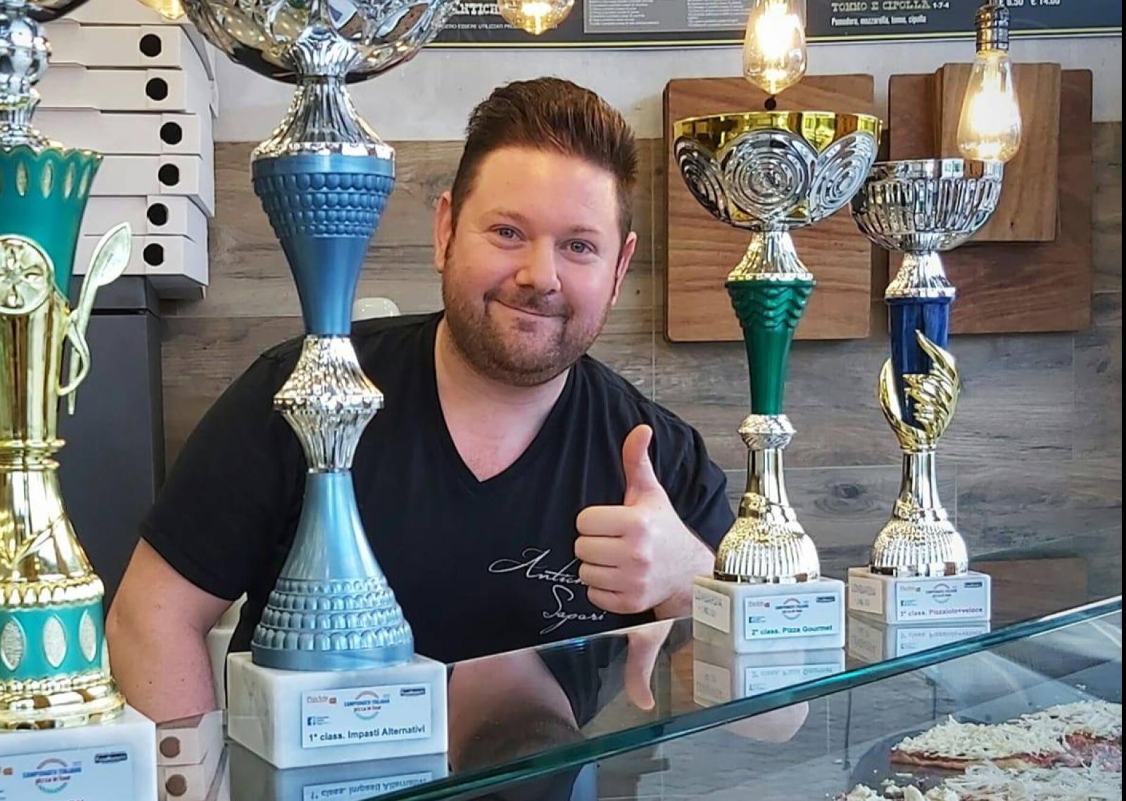 La pizza di  Andrea al quarto posto nella gara internazionale