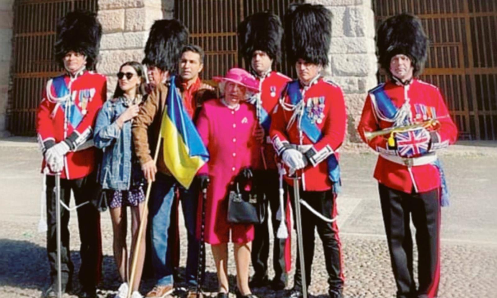 Oggi The Queen sar&agrave; al Carnevale